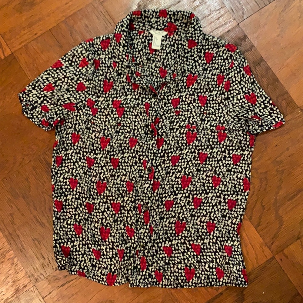 Cute black and white top with hearts